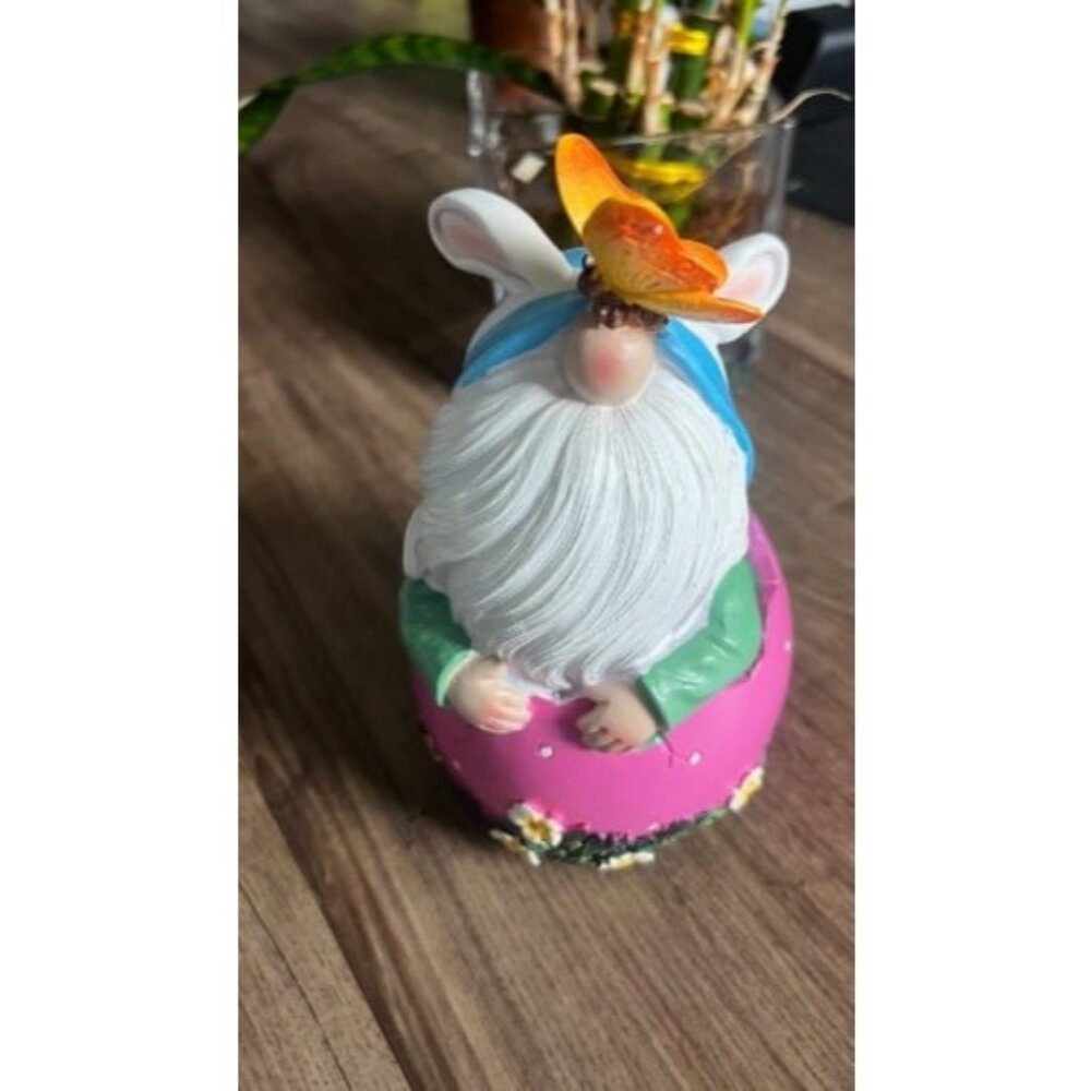 Garden Gnome Statue Outdoor Decor - Garden Gnomes Playing with Butterfly